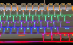 中華ゲーミングメカニカルキーボード METOO ZERO 買いました