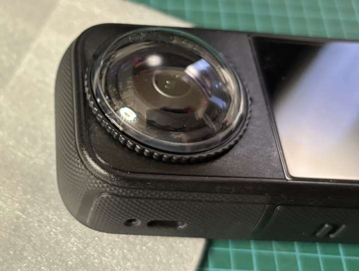 今年初のアリエク品　1個目はX4airレンズカバー